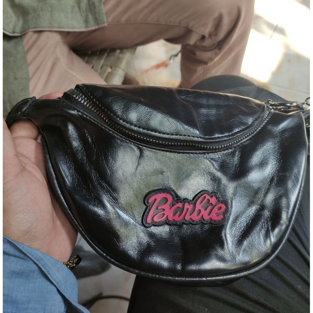 Tas Sling Wb Hitam bb Preloved