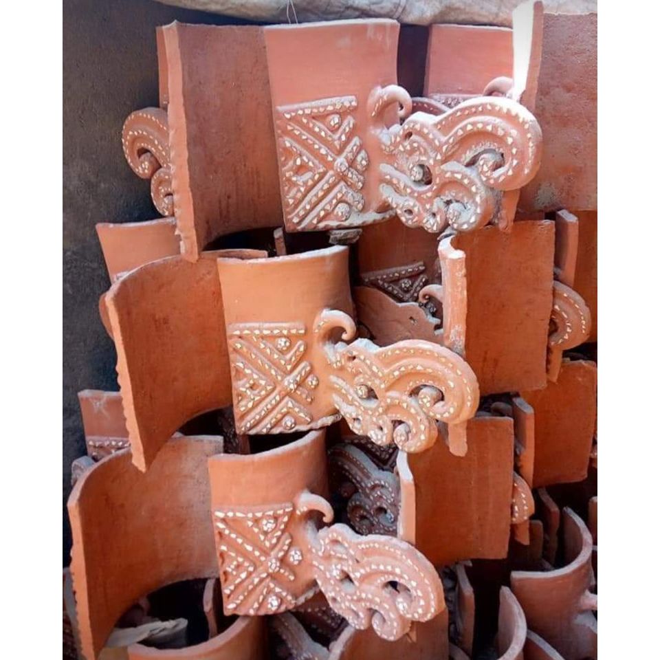 wuwung atau kerpus pengapit raja buat joglo dan rumah adat