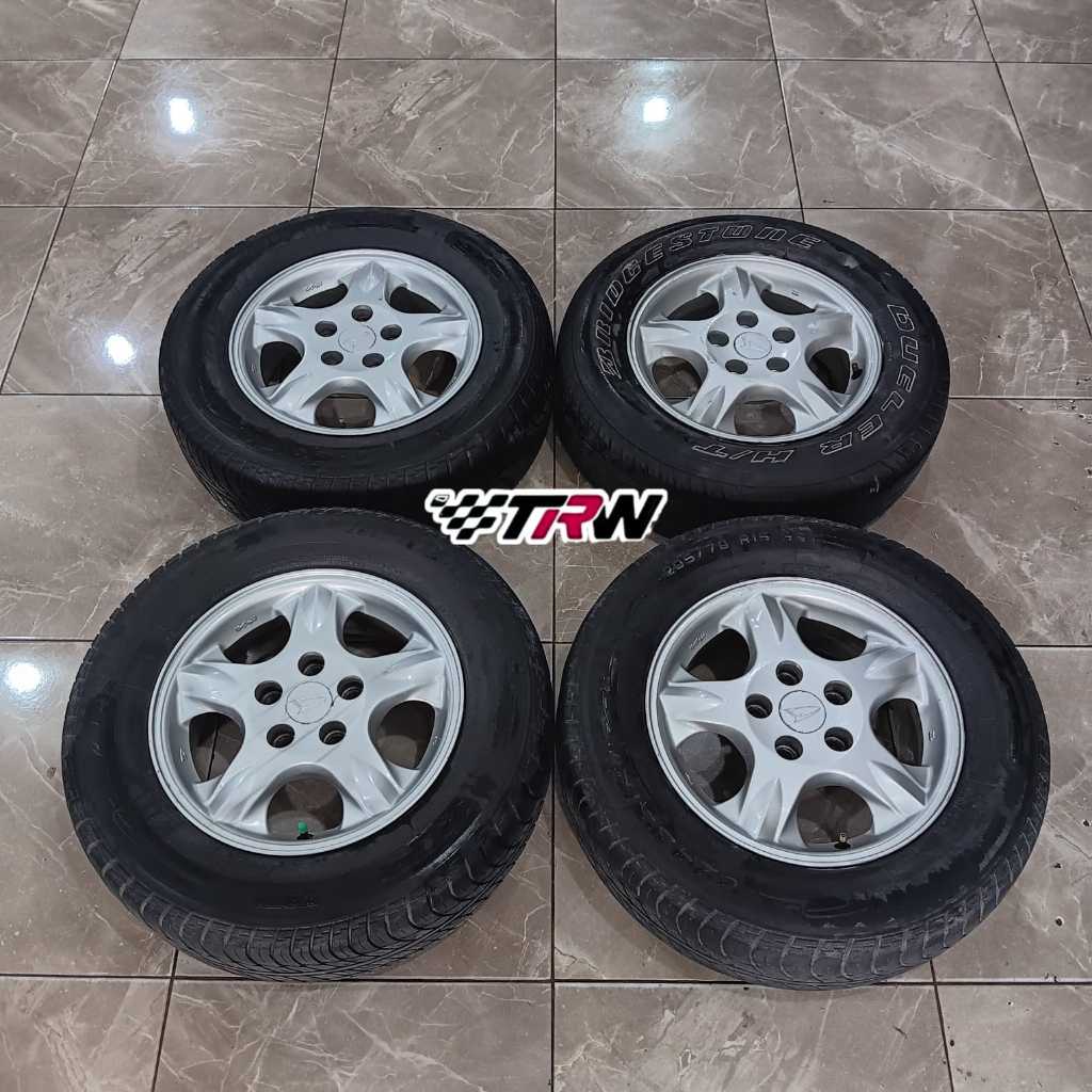 Velg Copotan Mobil Ring 15 Original Bekas Mobil Taruna Ban Bonusan Inova Carry Granmax Luxio