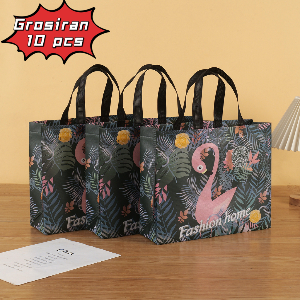 

Grosiran Tas Koper 10pcs-Tas hamper - Goodie bag - Tas Belanja - Tas Souvenir - Tas Kado - Tas Jinjing - Tas Lipat-Kantong Belanja - Souvenir - Shopping bag - Spoundbond - Tote Bag - Tas Wanita - Tas Murah - Tas Belanja Murah -untuk anak-motif hewan