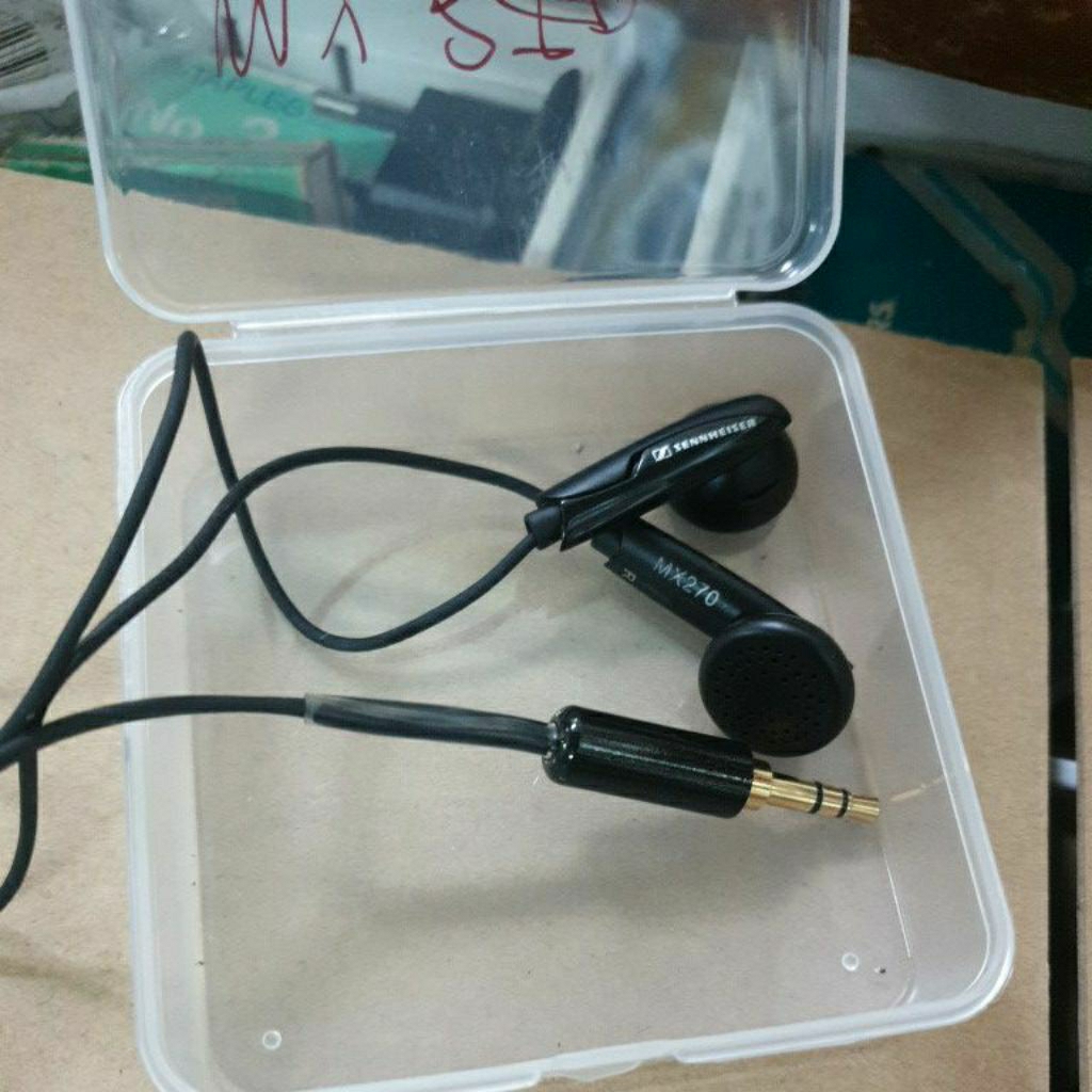 MX 270 Sennheiser bekas