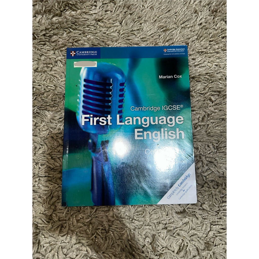 CAMBRIDGE IGCSE First Language English (FLE) CB