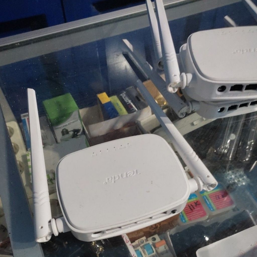 router tenda N300 easy bekas