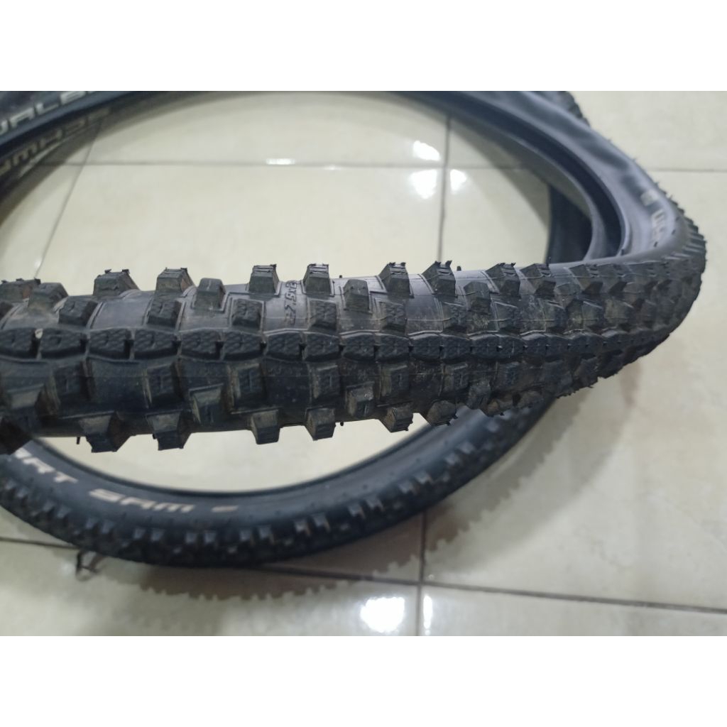 Ban Luar Schwalbe Smart Sam 27.5x2.25 Wire Sepasang
