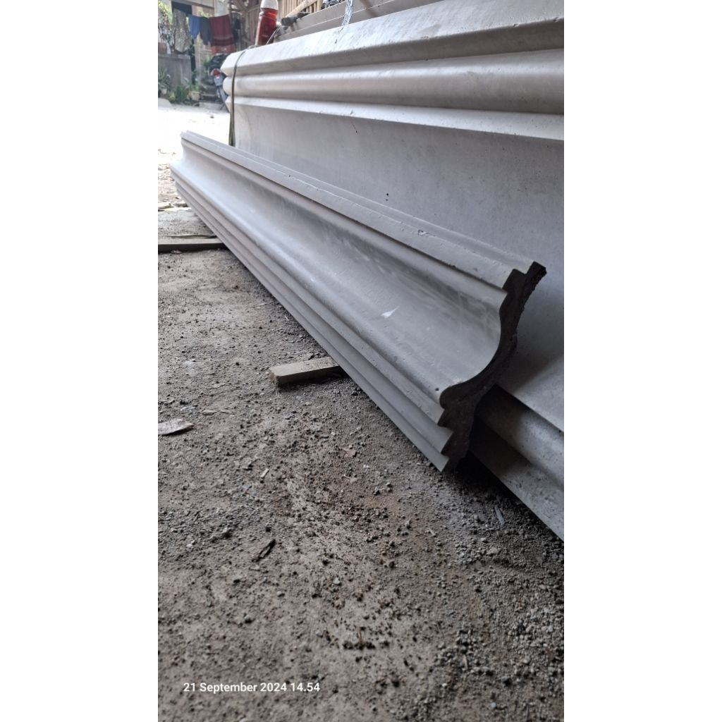 lisplang beton minimalis 25 cm x 200 cm