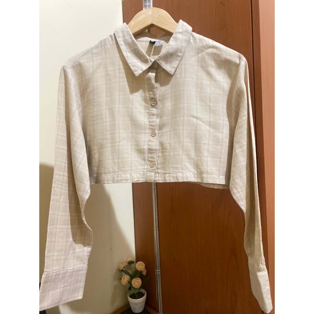 Kemeja Crop Hnm