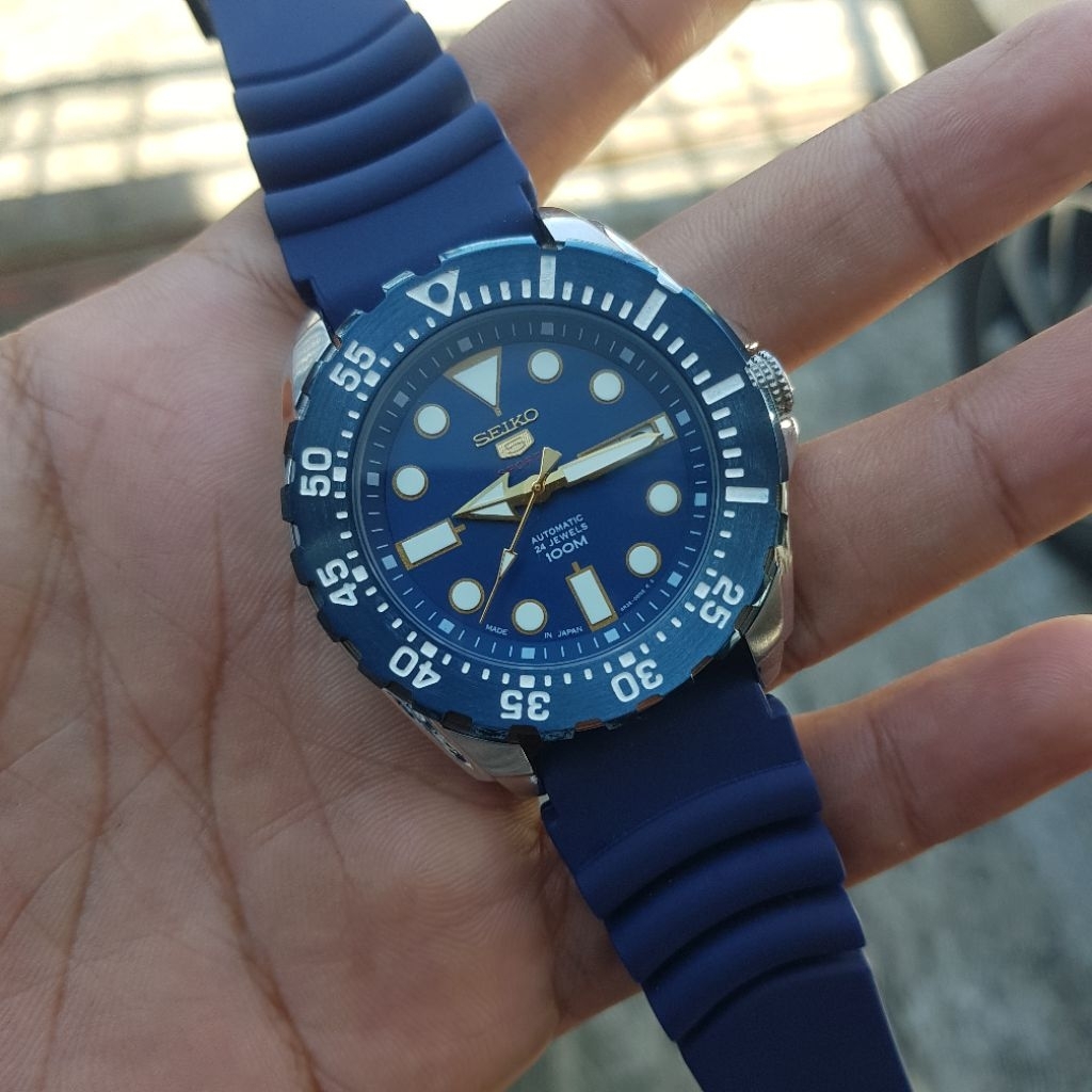Jam Tangan Seiko 5 Sport Dial Blue Automatic Mesin Nh36