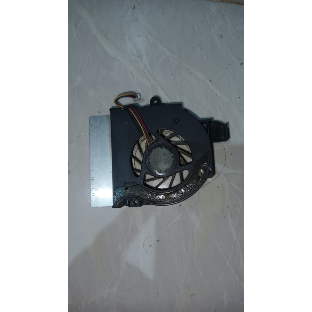 kipas laptop Toshiba c840