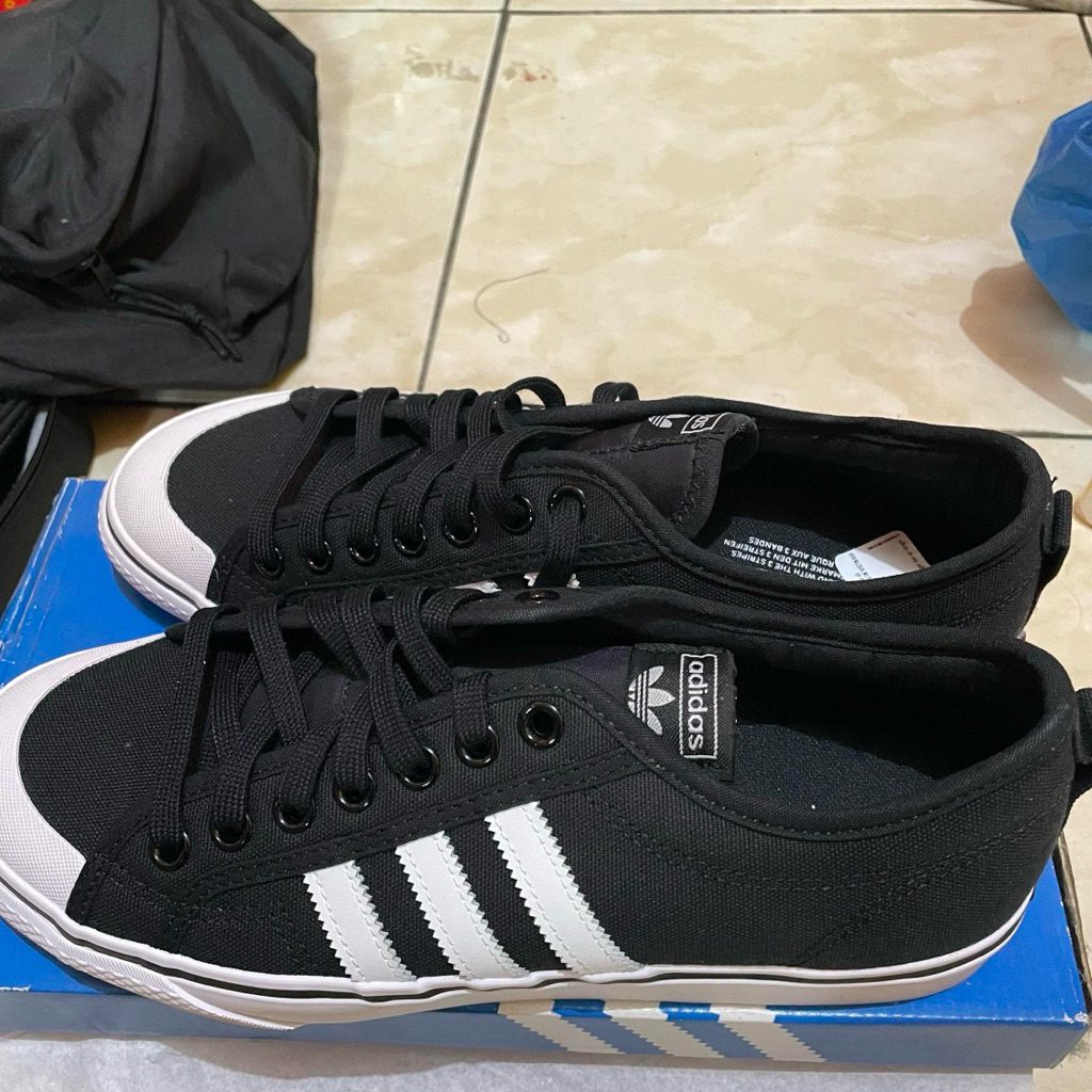 Sepatu Adidas Nizza Original