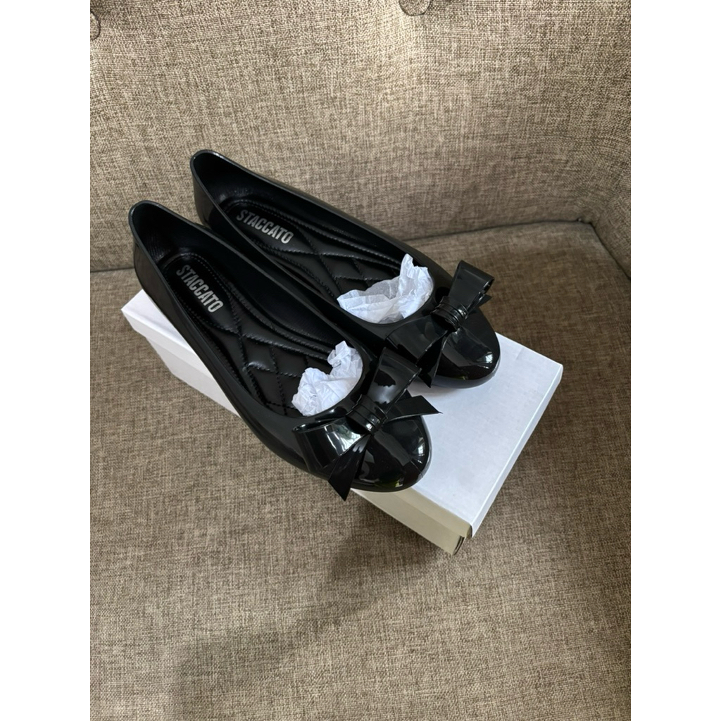 (NEW) Flat shoes / jelly shoes Staccato