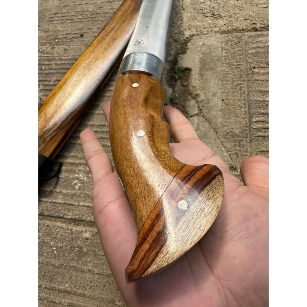 Golok Baja Premium > Multifungsi