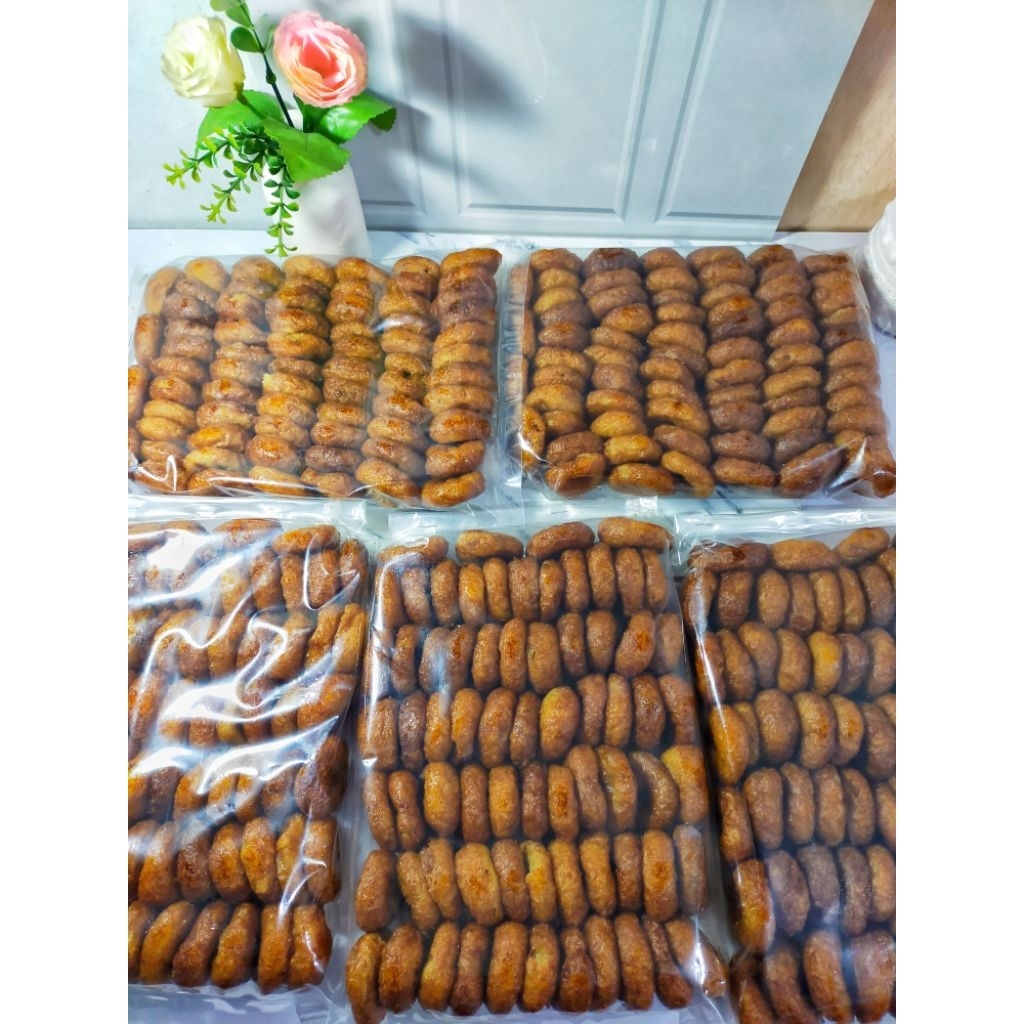 

KUE CINCIN GULA MERAH 50PCS KUE TRADISIONAL