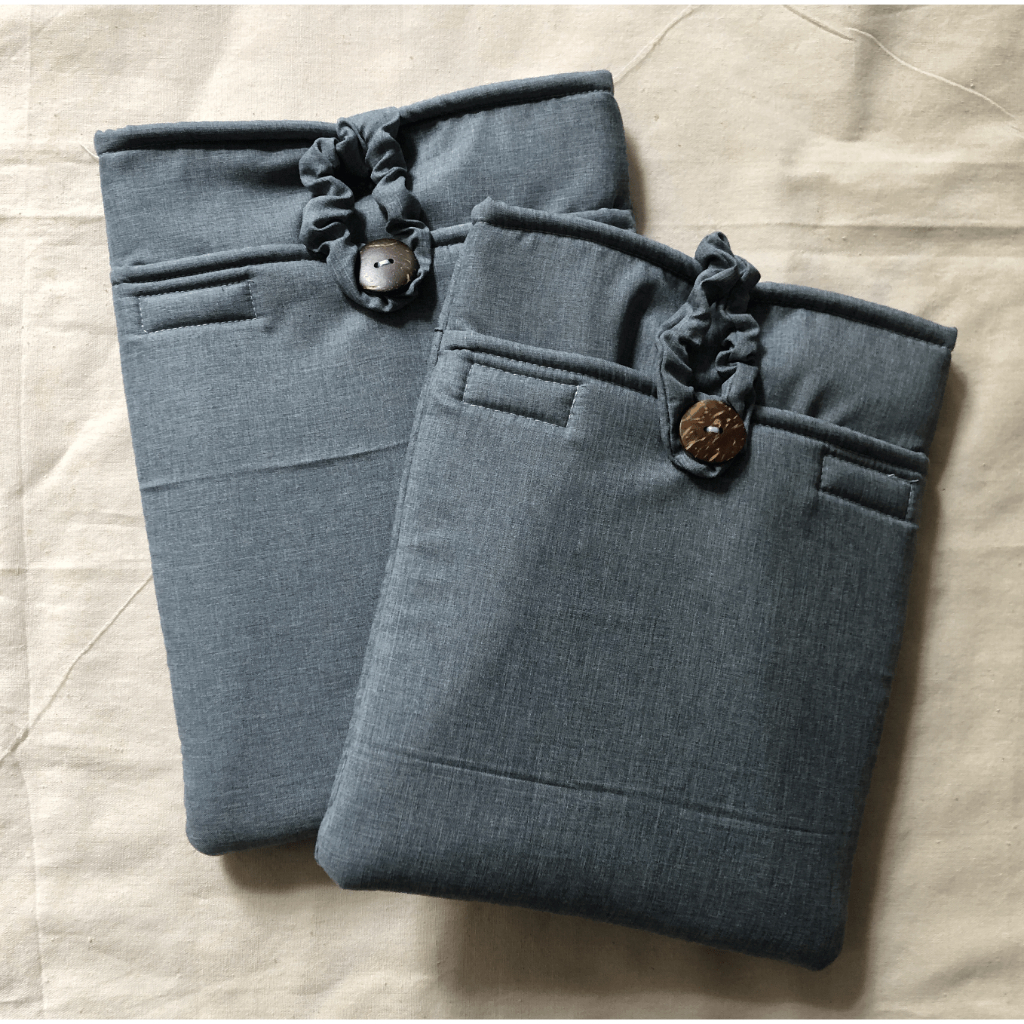 

[By Cloudsleeves] Booksleeve Oxford Topaz Blue / Tas Buku / Sarung Buku / Book sleeve with Front pocket