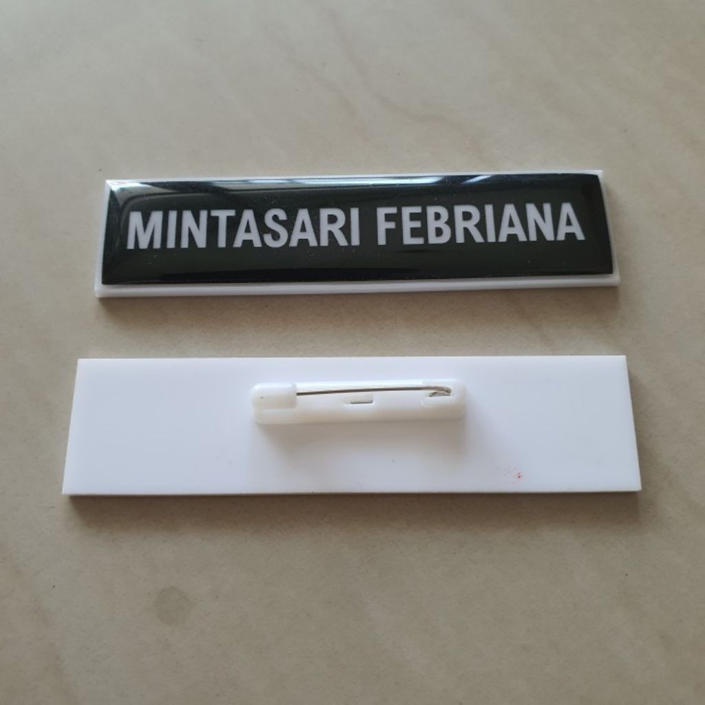 

Nama Dada/ Nametag Akrilik Peniti 2x8 cm