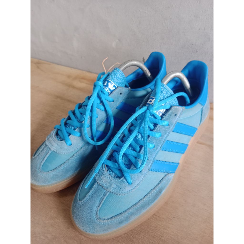 sepatu adidas spezial