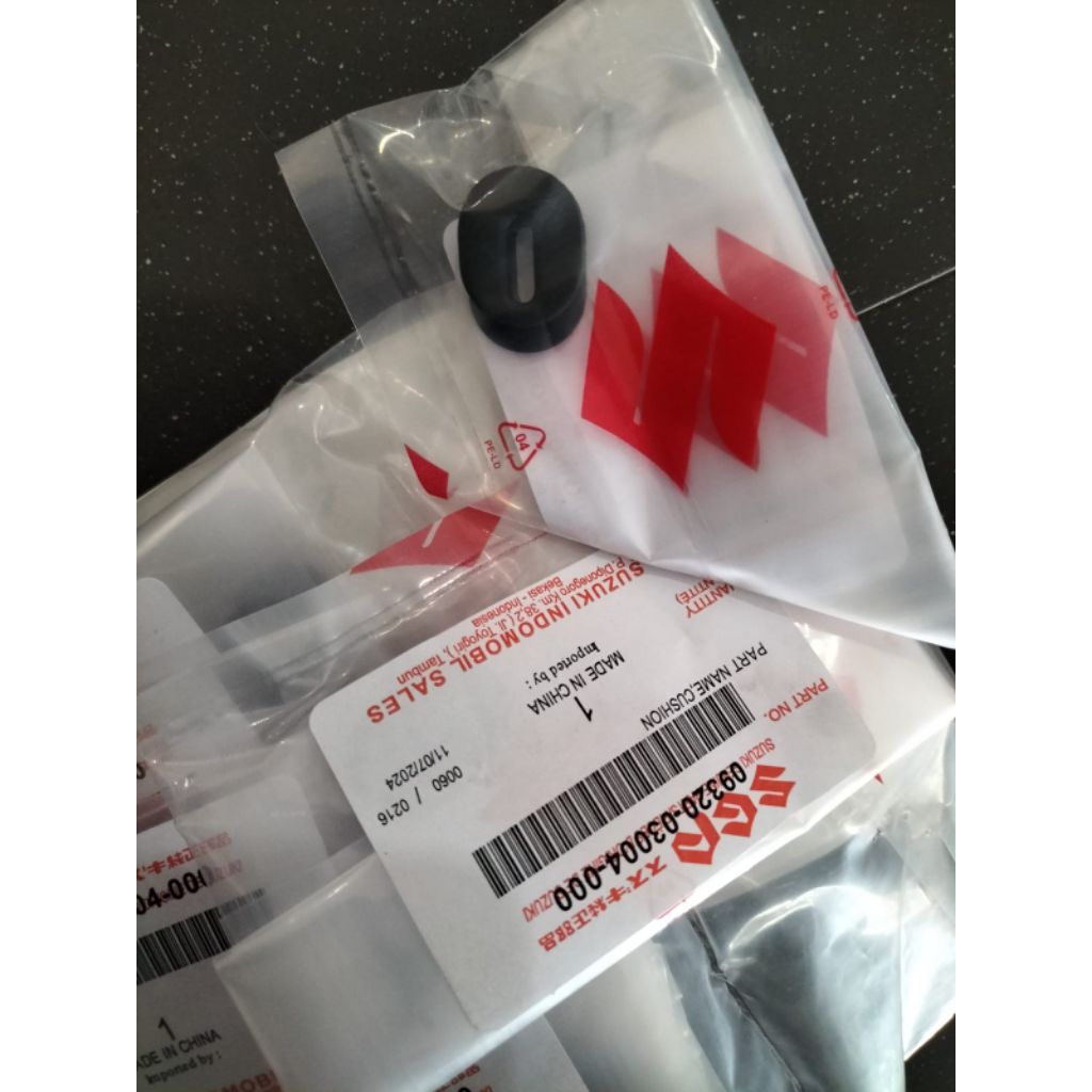 karet box aki Suzuki thunder 125 original SGP