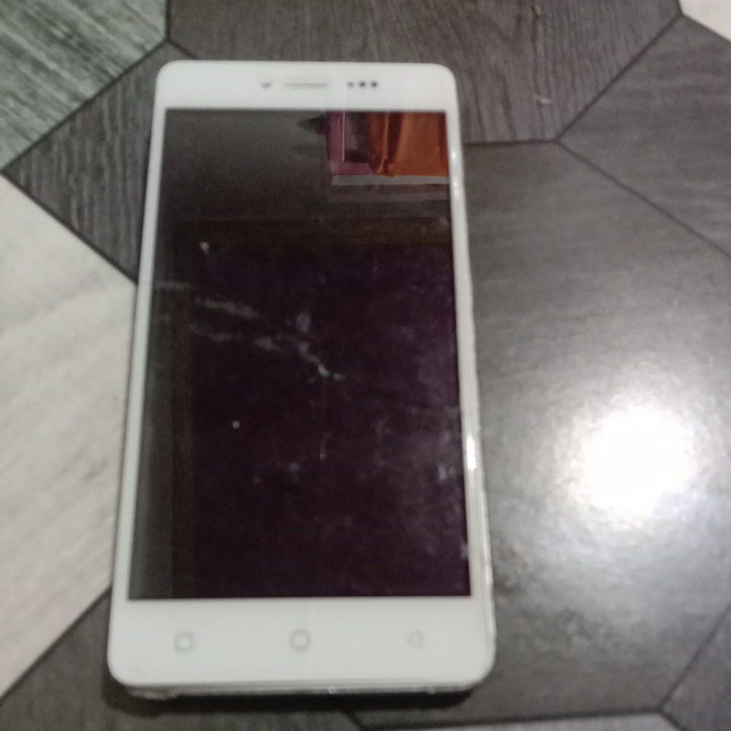 android Evercoss A75 max rusak lcd