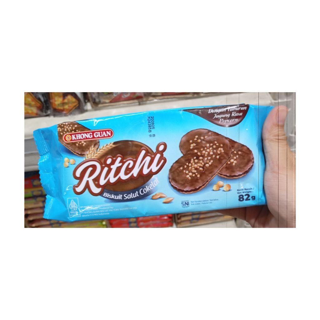 

KHONG GUAN RITCHI BISKUIT SALUT COKELAT 82GR ISI 3 PCS