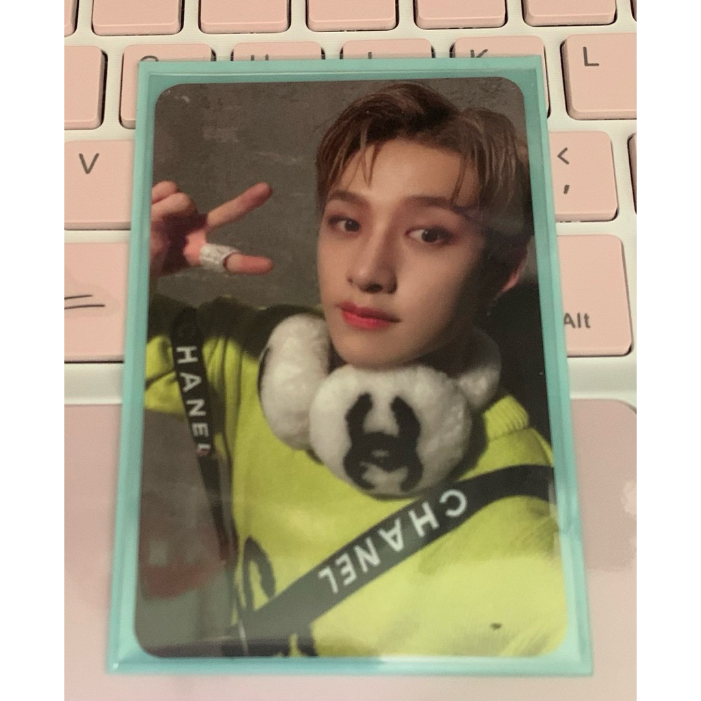 

CLEARANCE SALE (baca desc) PHOTOCARD STRAY KIDS - BANG CHAN CHRISTMAS EVEL HOTTRACKS SUBK