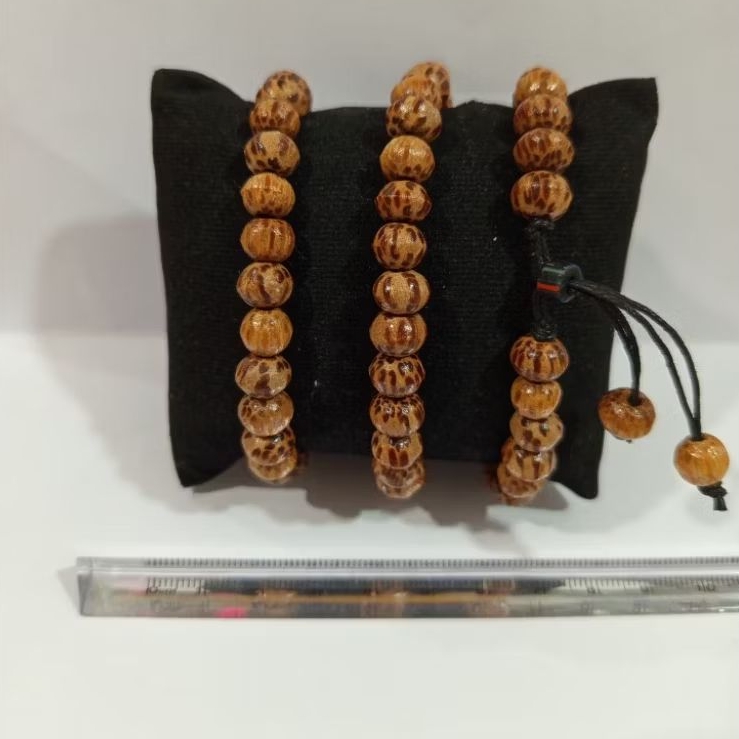 Gelang wulung macan
