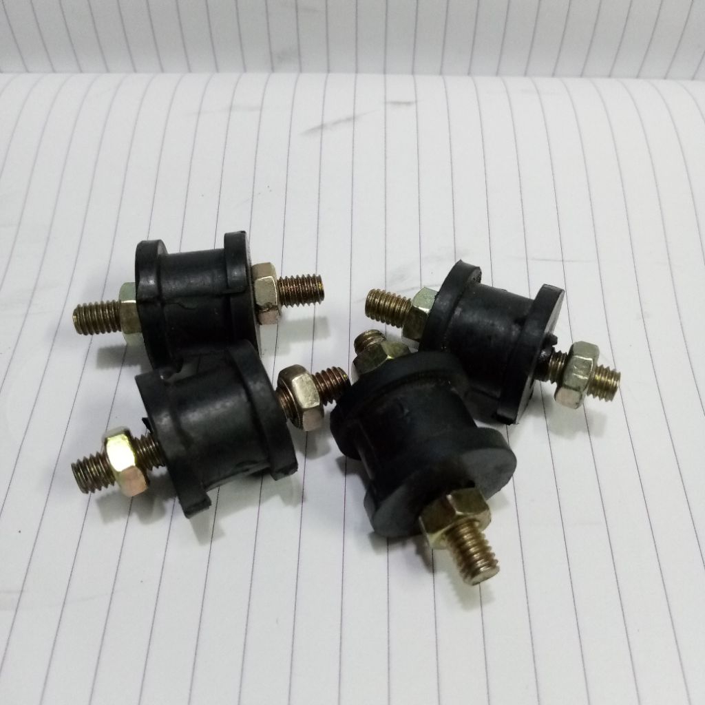 karet mounting mesin rumput BG 318 BG 328/Unifersal