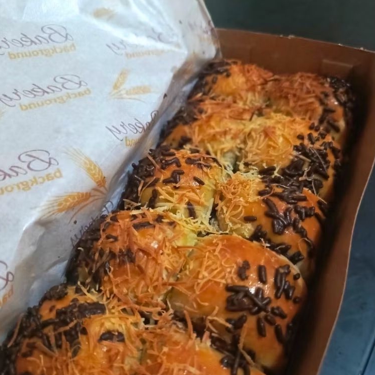 

BOLEN'E CAHCAH ISI PISANG COKLAT KEJU