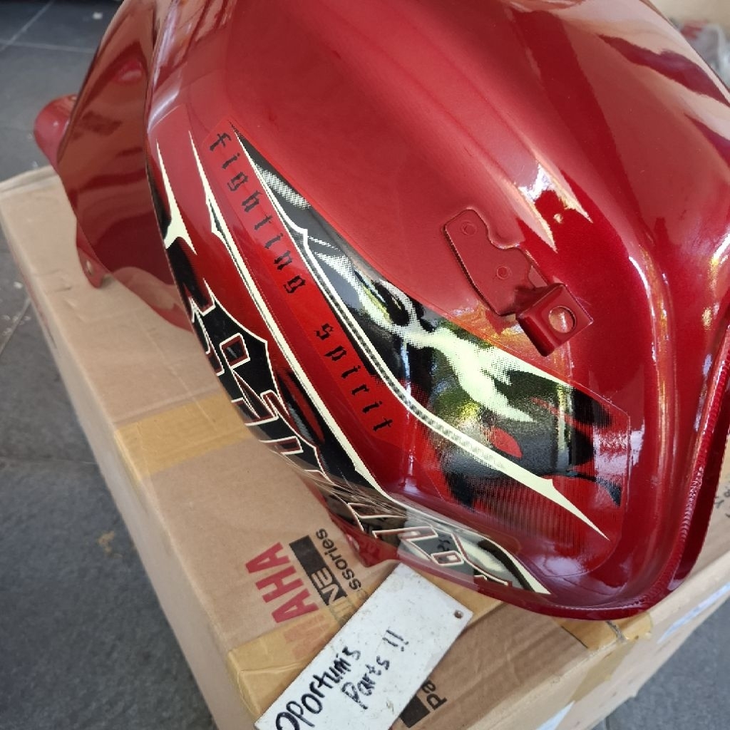 Tangki tanki tengki scorpio Z new robot merah marun maroon 2013 2014 | 54D-F4100-