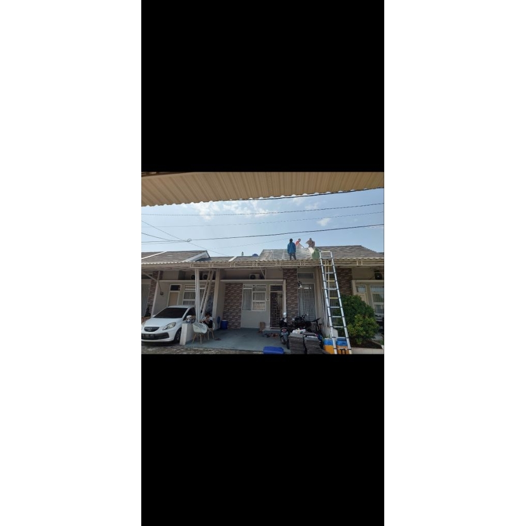 jasa bongkar atap kayu & pasang bajaringan atap alderon