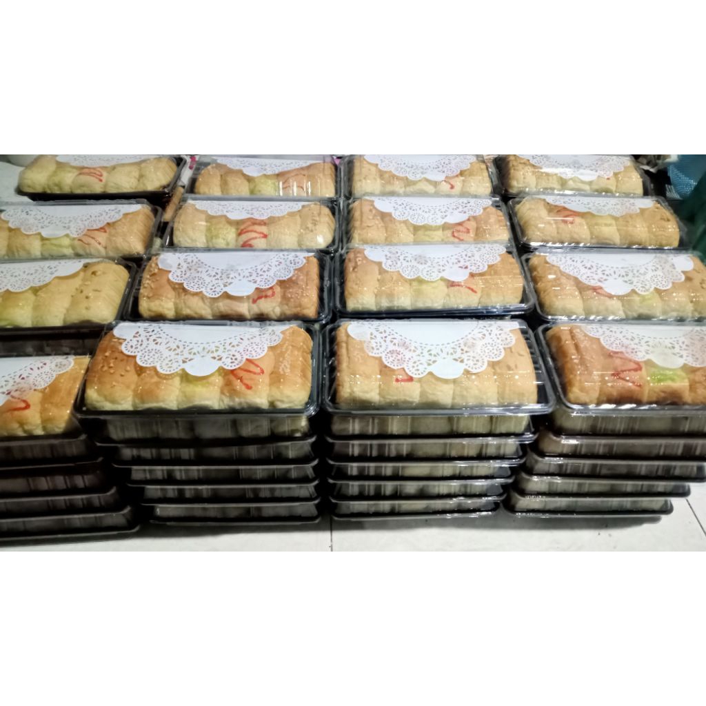 

Roti sobek isi coklat