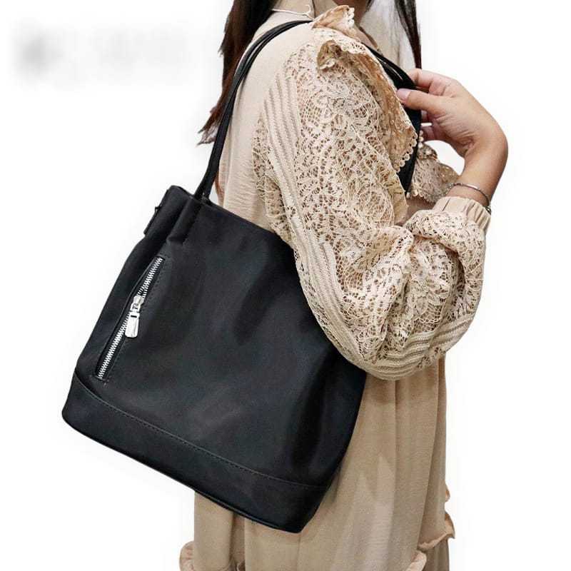 TAS TOTEBAG WANITA KULIAH KANTOR KEKINIAN - TAS SELEMPANG WANITA KULIAH ANTI AIR - TAS BAHU WANITA /