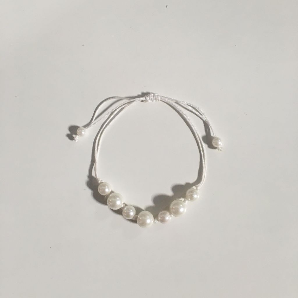 Elina Pearl Bracelet — Barbie Fairytopia