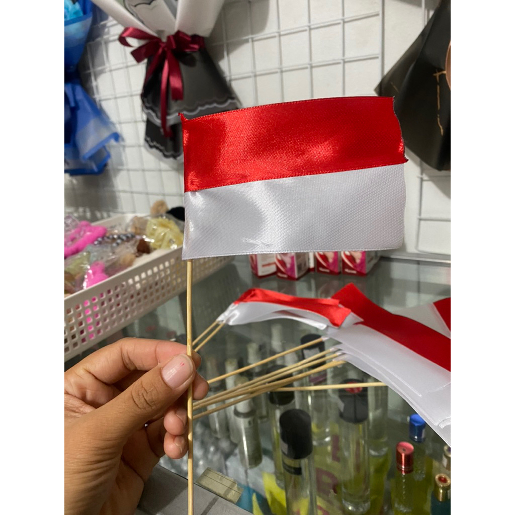 

bendera merah putih (pita satin)