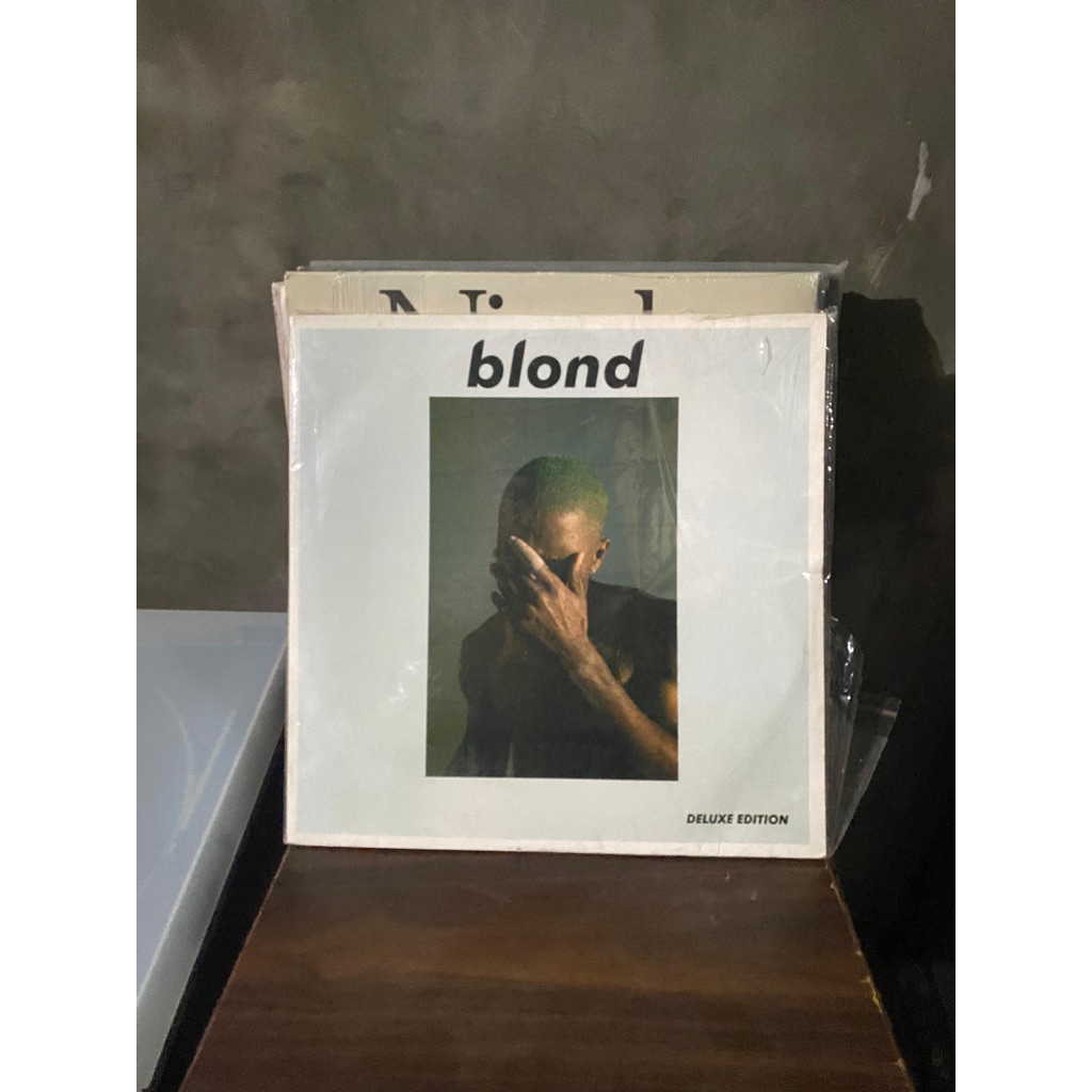 vinyl piringan hitam FRANK OCEAN BLOND DOUBLE LP Deluxe Edition limited