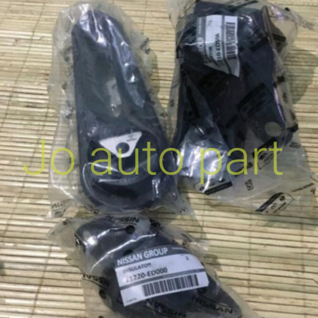 ENGINE MOUNTING SET NISSAN LIVINA ORI