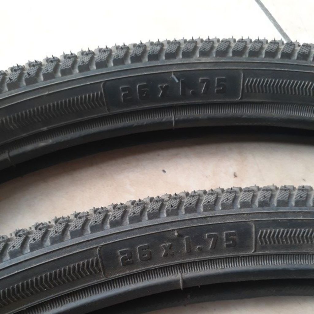ban sepeda 26x1.75