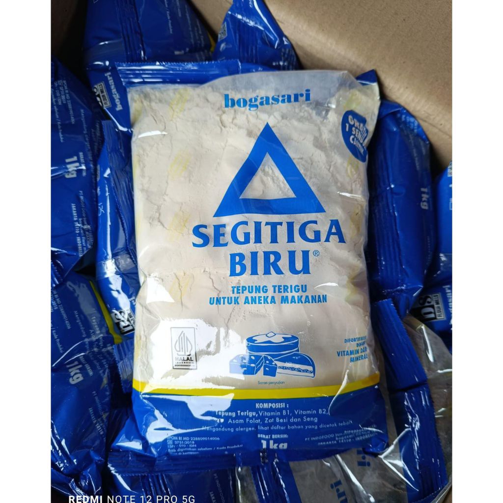 

Tepung Segitiga Biru Uk 1kg