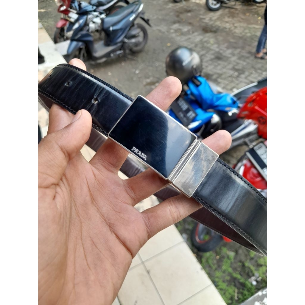 pakeatan Belt Prada dan kepala Ferragamo original second
