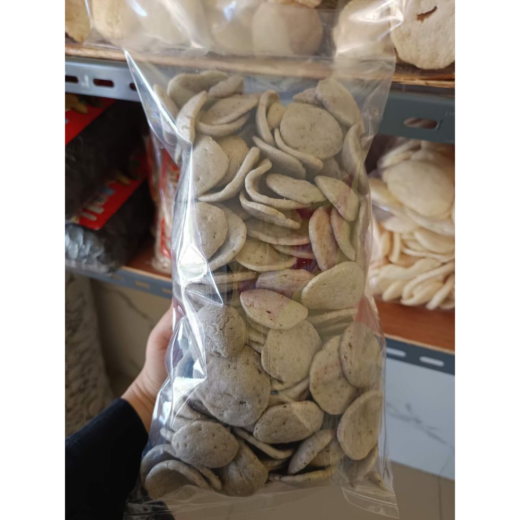 

Krupuk jengkol mantap