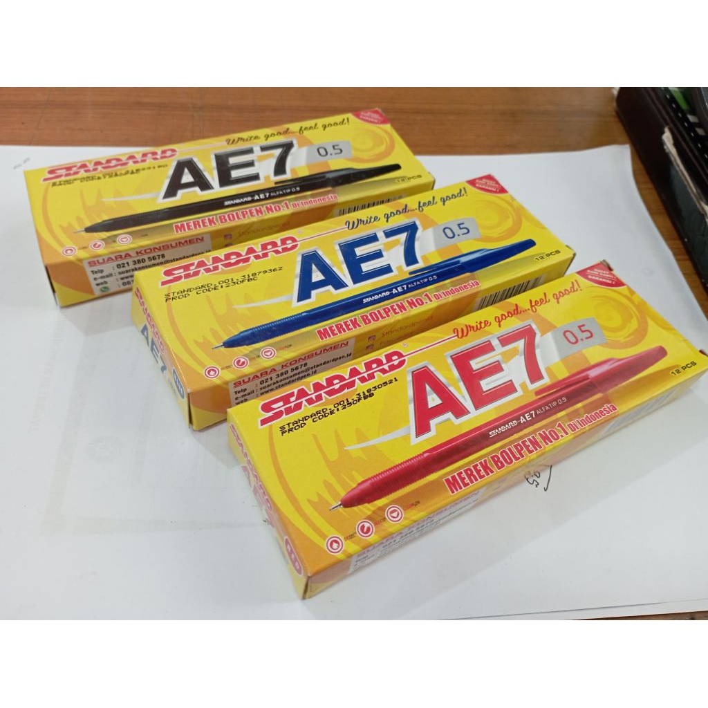 

Pulpen Standard AE7 0,5 per pak isi 12 pcs (Hitam, biru, merah)