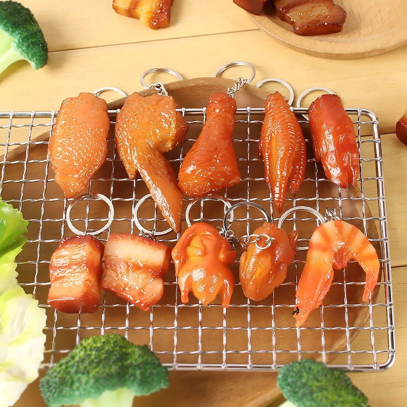 Gantungan Kunci Kreatif Babi Simulasi Makanan Pria dan Wanita Liontin Kreatif Rantai Motor Babi