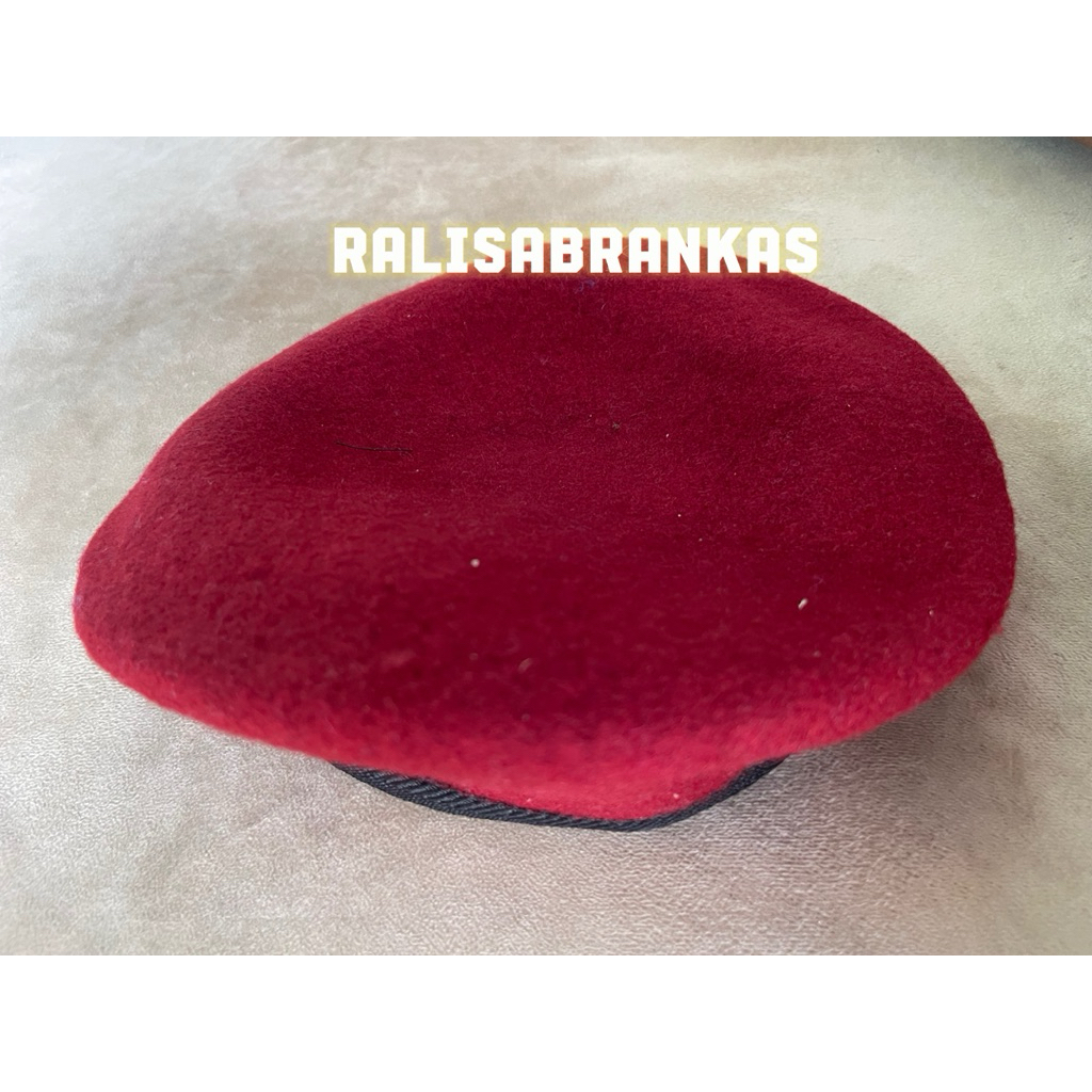 Baret camel merah Reserse Reskrim Polisi