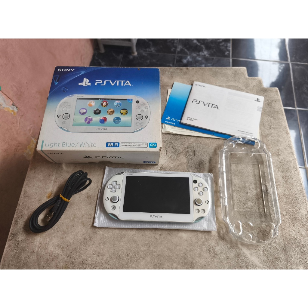 PlayStation PS Vita Slim Light Blue Fullset 64GB h-encore Henkaku 03