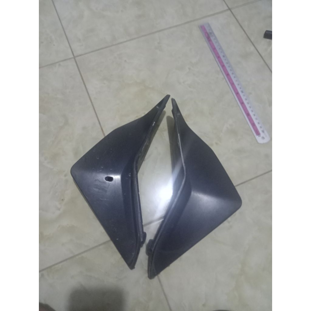 Louver sayap Supra helm in
