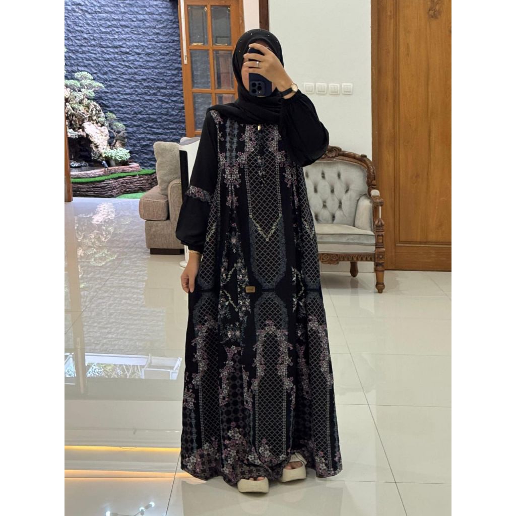 DRESS MOTIF EXCLUSIVE by nadheefa