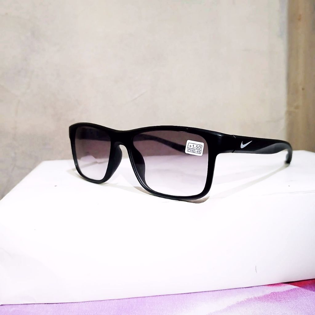 KACAMATA  2 FUNGSI BACA DAN JALAN PLUS (+) LENSA GRADASI HITAM