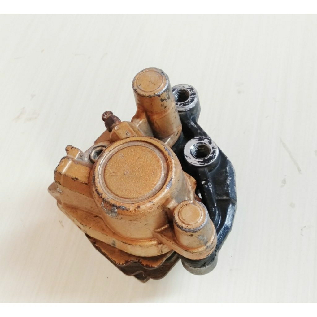 Kaliper kepala babi pala babi cakram bagian bawah Yamaha RX king RX k rxs RX 100 rxspesial asli orig