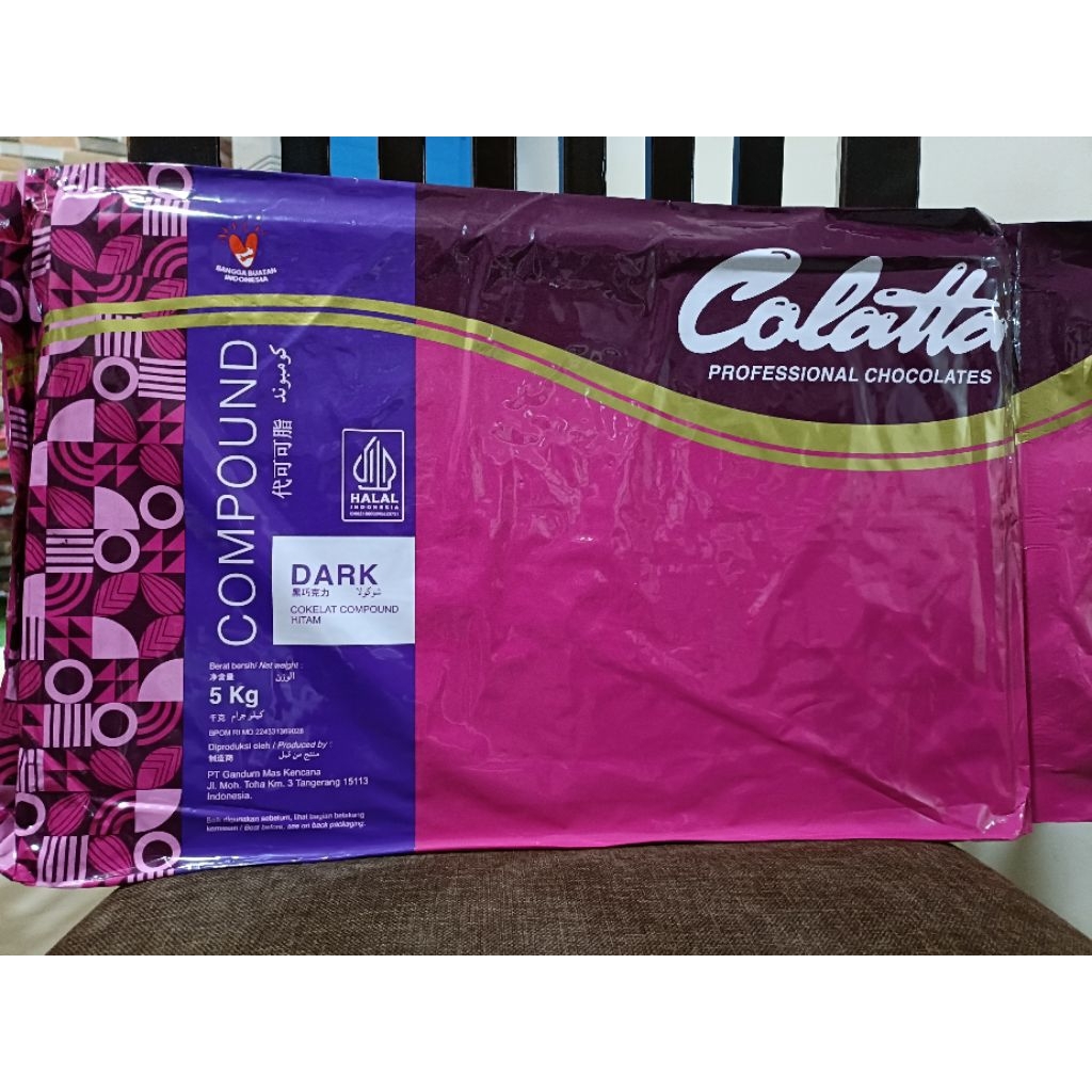 

COKLAT COLATTA BLOK DARK CHOCOLATE COMPOUND 5 KG