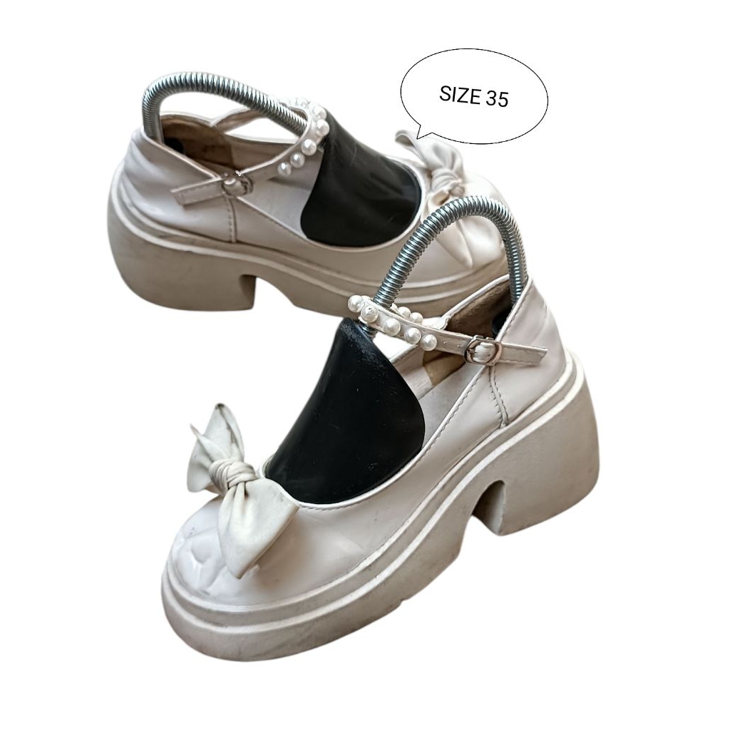 SEPATU WANITA PRELOVED SIZE 35