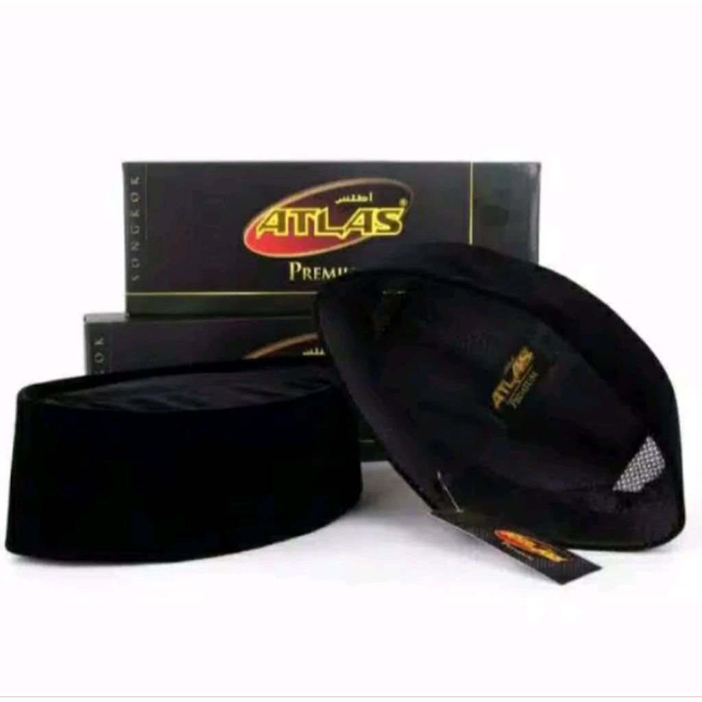 peci hitam atlas