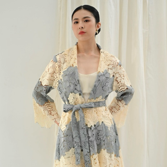 AlmaNaia - Giani - Atasan Outer Brokat Kimono